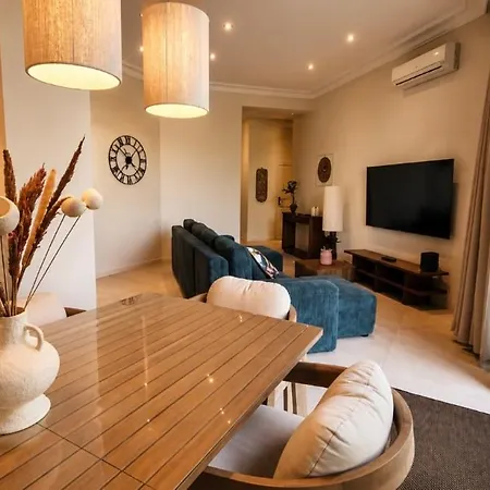 Luxe & Confort - Piscine - A Pied - 9 Pers